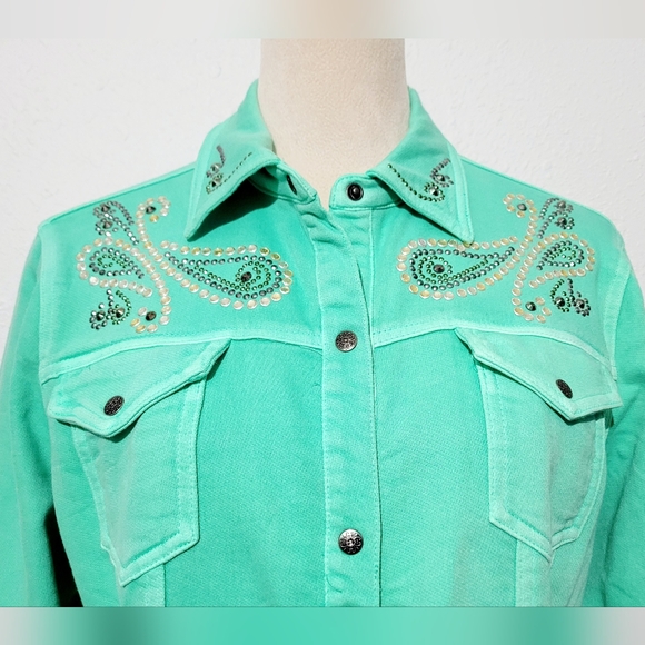 DG2 by Diane Gilman Turquoise Embellished Snap Front Jacket Shirt Women’s Medium - Picture 3 of 13